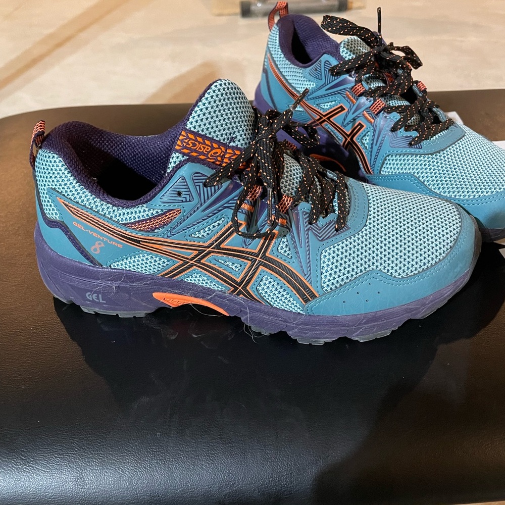 Asics Women's Athletic Shoes - - Picture 2 of 4